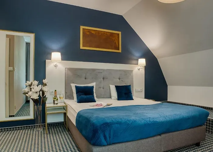 Otel Art Novis Centrum 3*