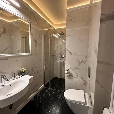 Art Novis Centrum 3* 弗罗茨瓦夫