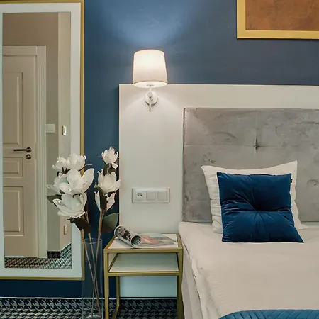 Art Novis Centrum 酒店 3*