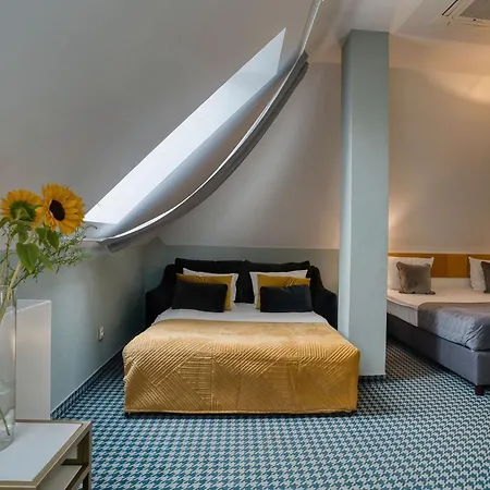 Art Novis Centrum 酒店 3*