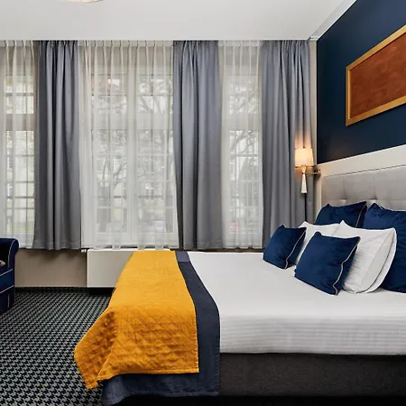 Hotel Art Novis Centrum 3*