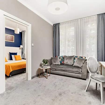 Art Novis Centrum 酒店 3*